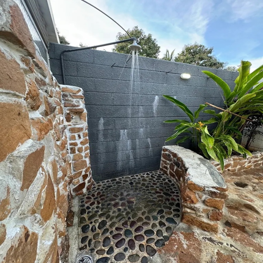 Open Bathroom1